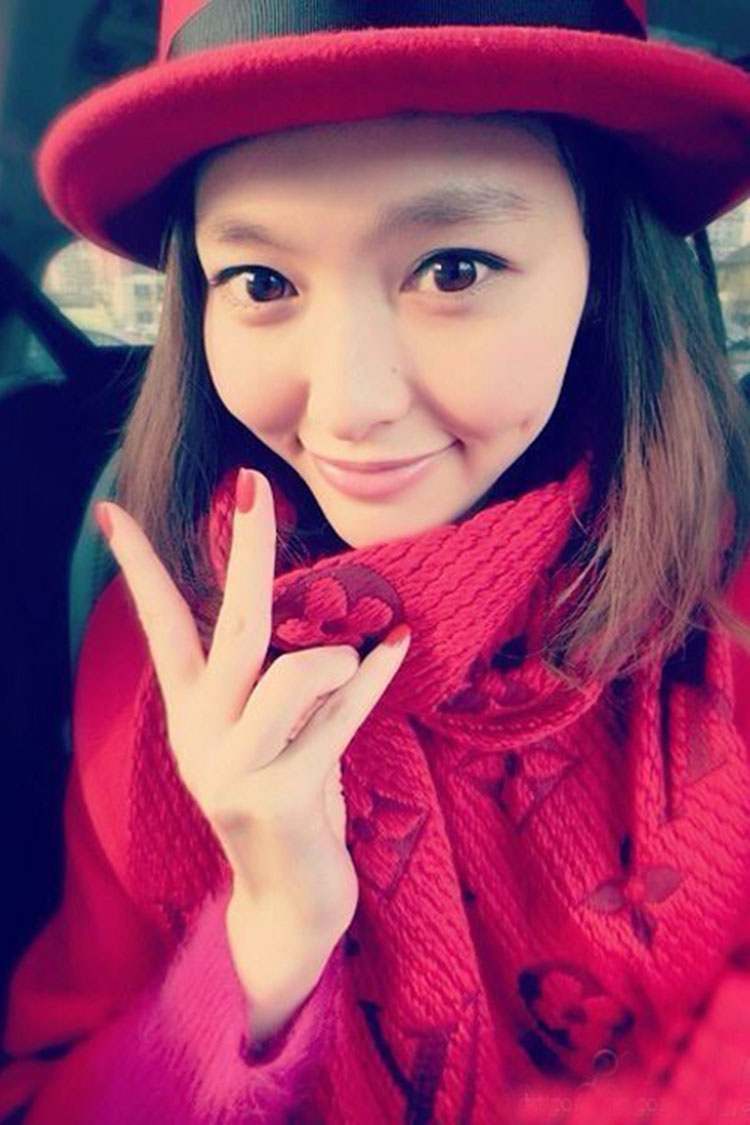 （女）汉纸！围上这条围巾，你就是大明星！