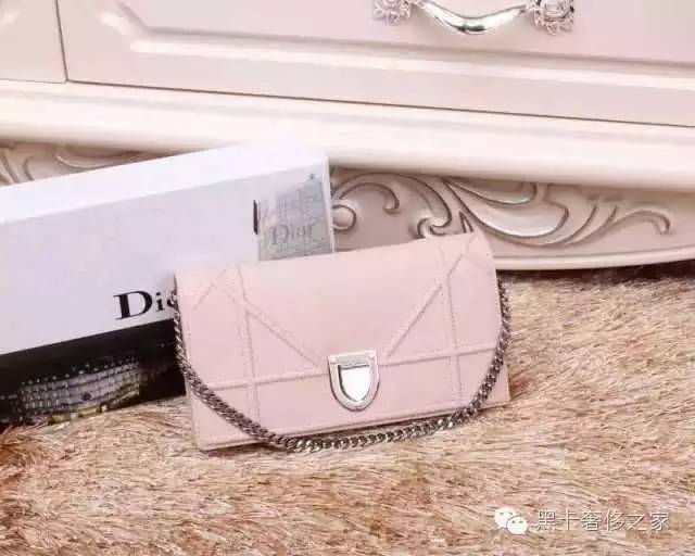 dior最新款钱包正品,dior宽肩带新款包