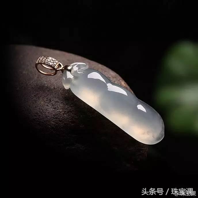 翡翠和玉的区别,看完再也不会傻傻的去买玉了!