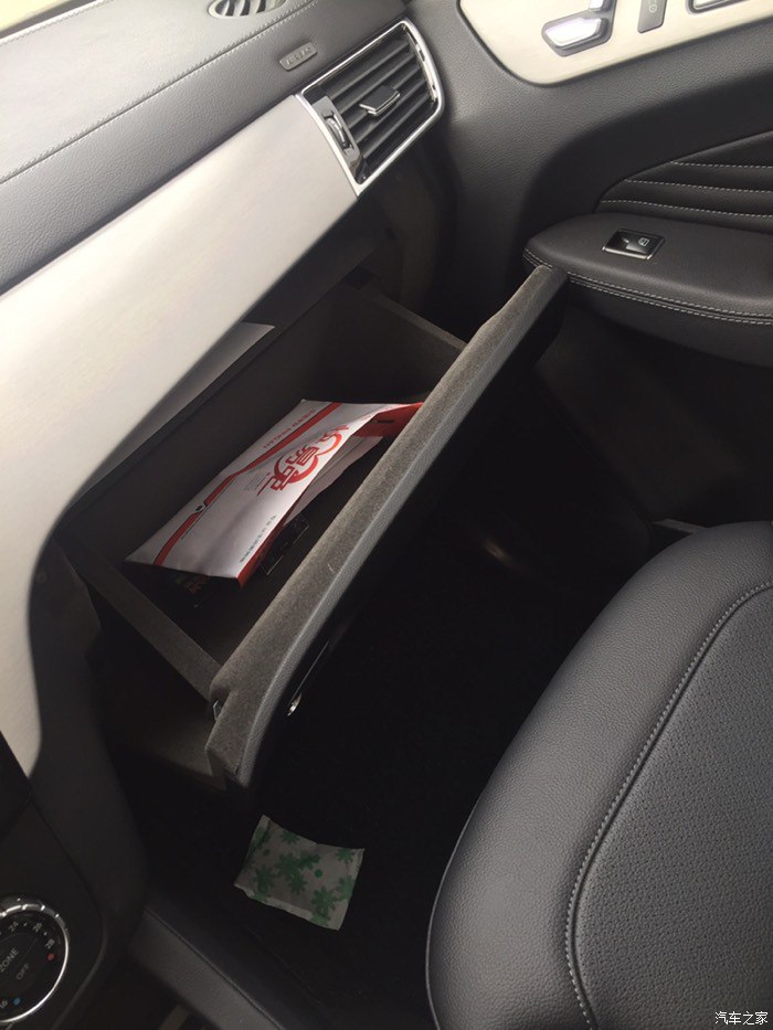 奔驰gle400运动版跑高速视频,奔驰gle400几秒破百运动模式