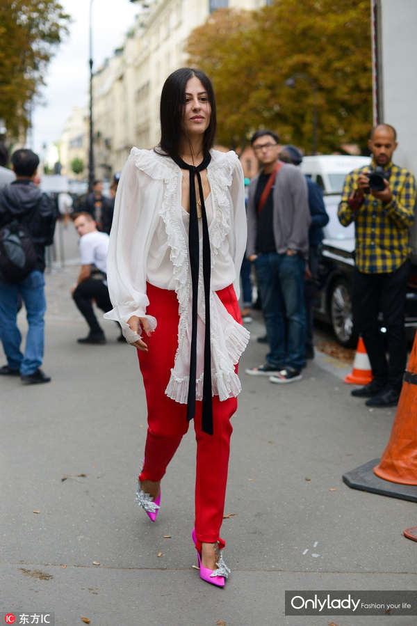 最会穿|90年代风靡全国的踩脚裤又流行回来了