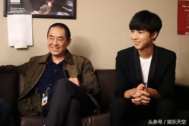张艺谋王俊凯长城,张艺谋长城发布会王俊凯