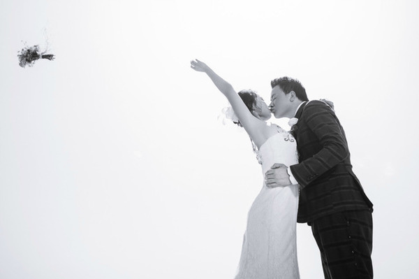 带着婚纱去三亚,带着婚纱旅行厦门