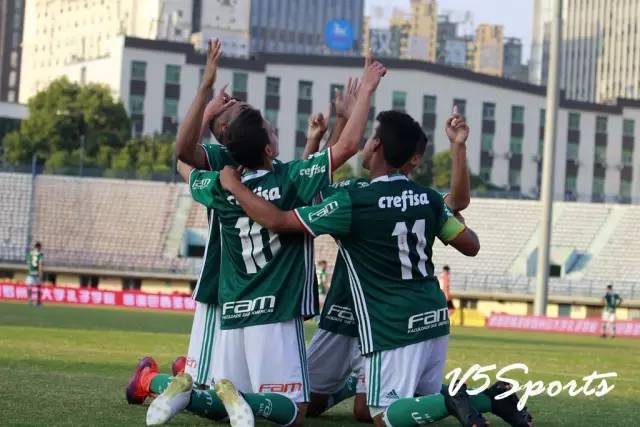 巴西代表团访问中国,巴西访问中国举行的欢迎仪式