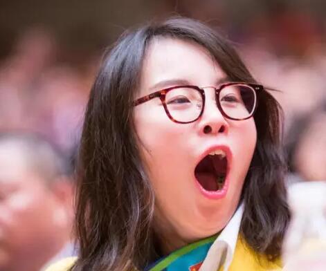 国庆每日晨读,晨读英语美文新年快乐