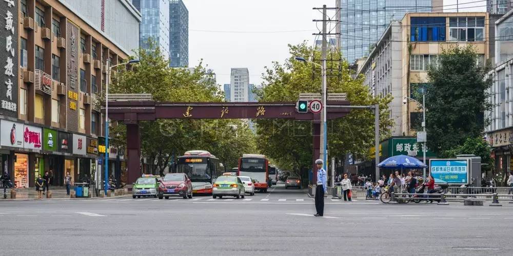 衣恋商城精品店,衣恋购物中心