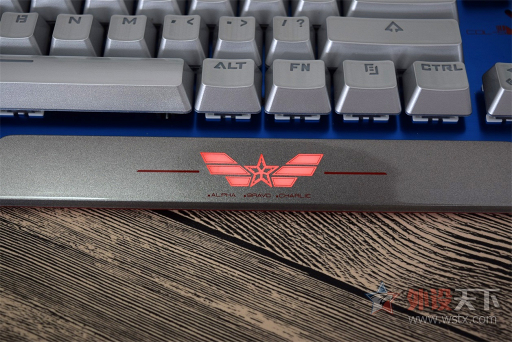 烧友拆解美队也逃不出我的魔掌宜博美队版拆解