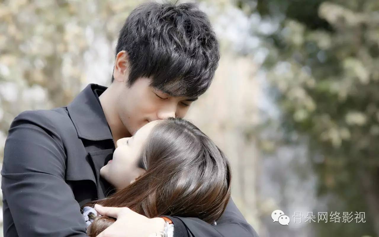 十一补片指南｜不想出去看人潮，就窝在家里跟“老公们”约会吧