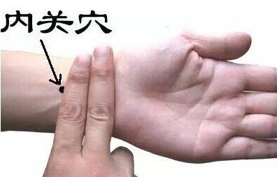 春天出游晕车的妙招,夏天旅游晕车怎么预防恢复