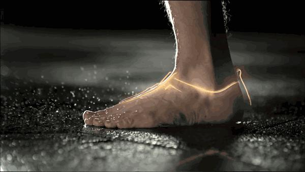 一脱鞋就熏晕姑娘？穿这2款鞋的男人不用试就知道床品好｜基本款