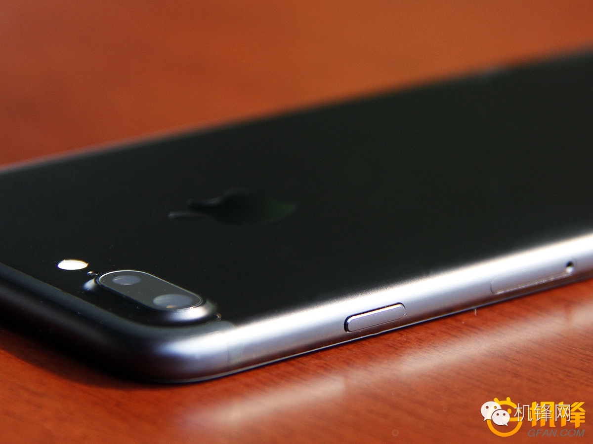 苹果7plus开箱全新亮黑色,iphone7plus开箱磨砂黑