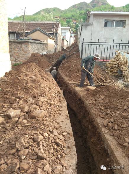 鞍匠黑沟门，美的不成样子