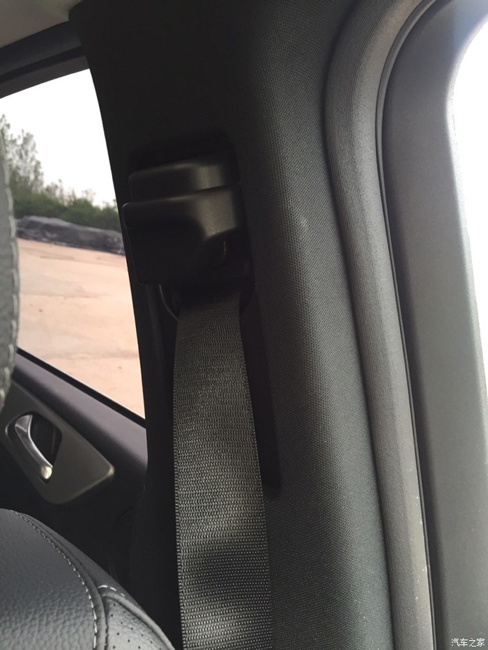 奔驰gle400运动版跑高速视频,奔驰gle400几秒破百运动模式