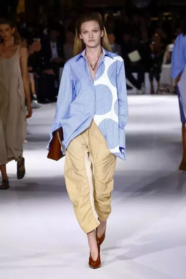 小s在节目中真的吃饭吗,小s在综艺跳舞