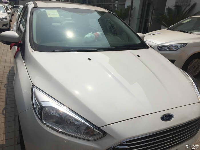 2012福克斯三厢1.6自动风尚版测评,福克斯20171.0自动超能风尚评测