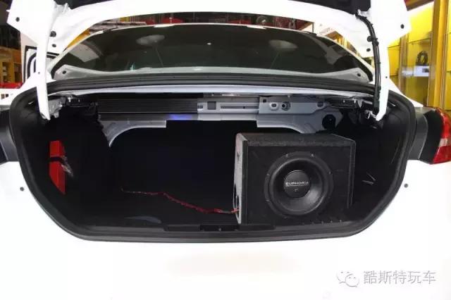 福特福克斯四门喇叭,福特福克斯音响