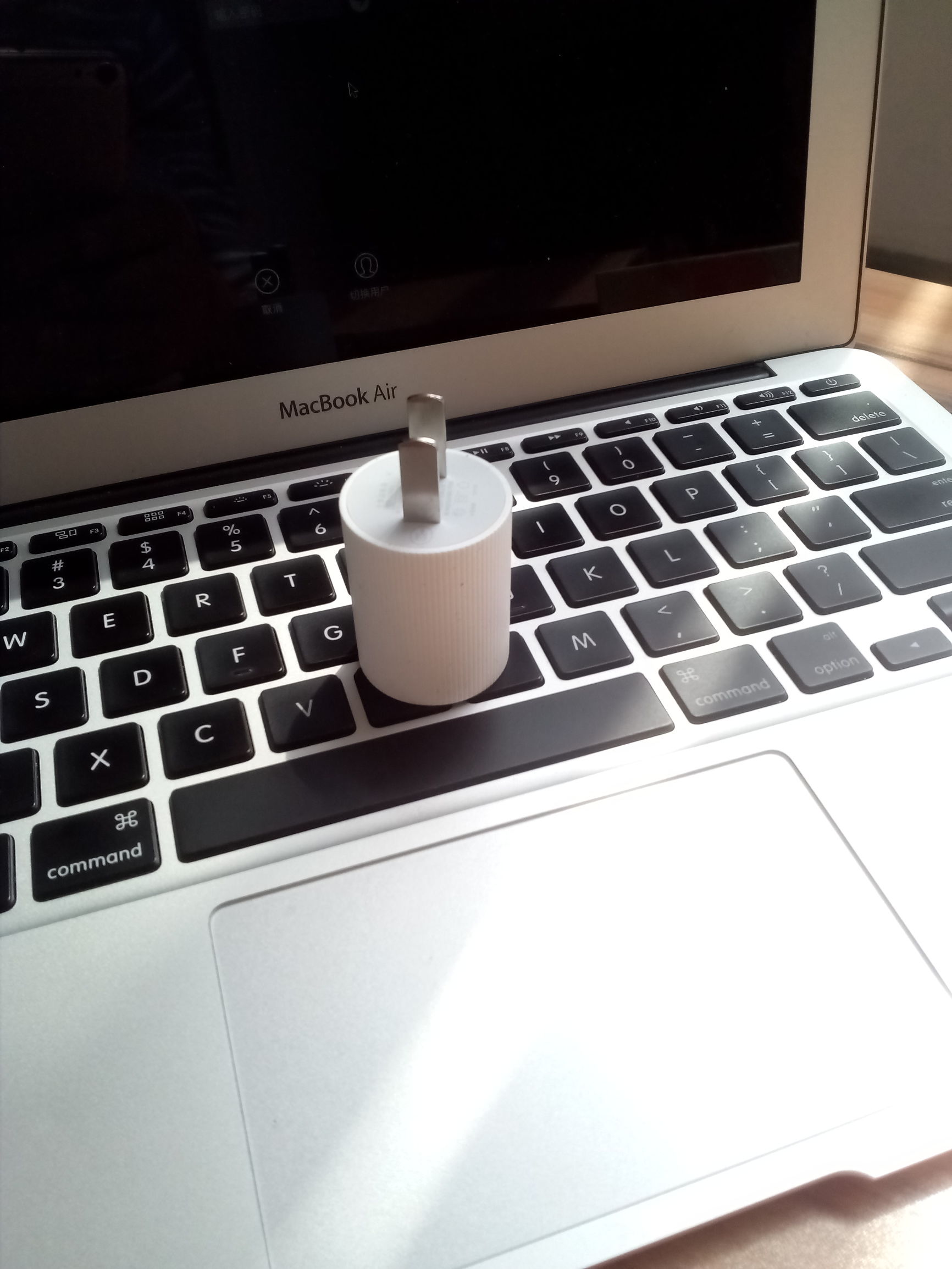 青橙t2volte,轻便的千元机