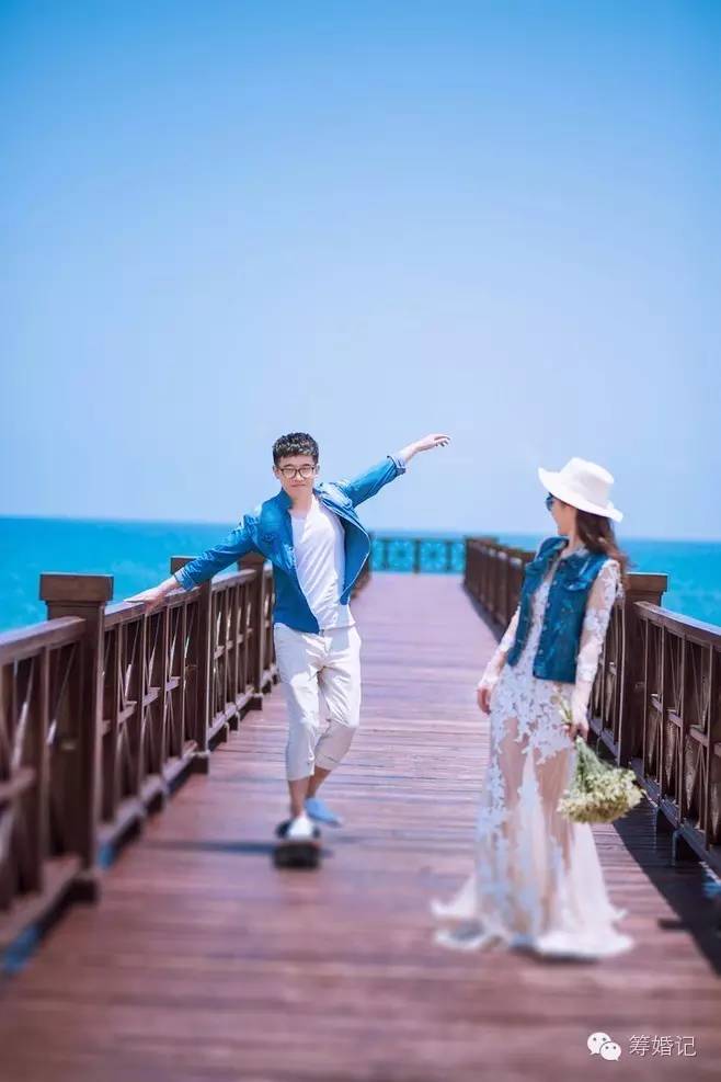 拍婚照pose技巧大全,搞怪婚纱照姿势的摆法