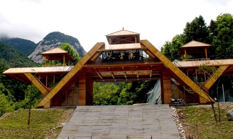 大别山中大金寨，这23个乡镇貌美如花，十一你不来？