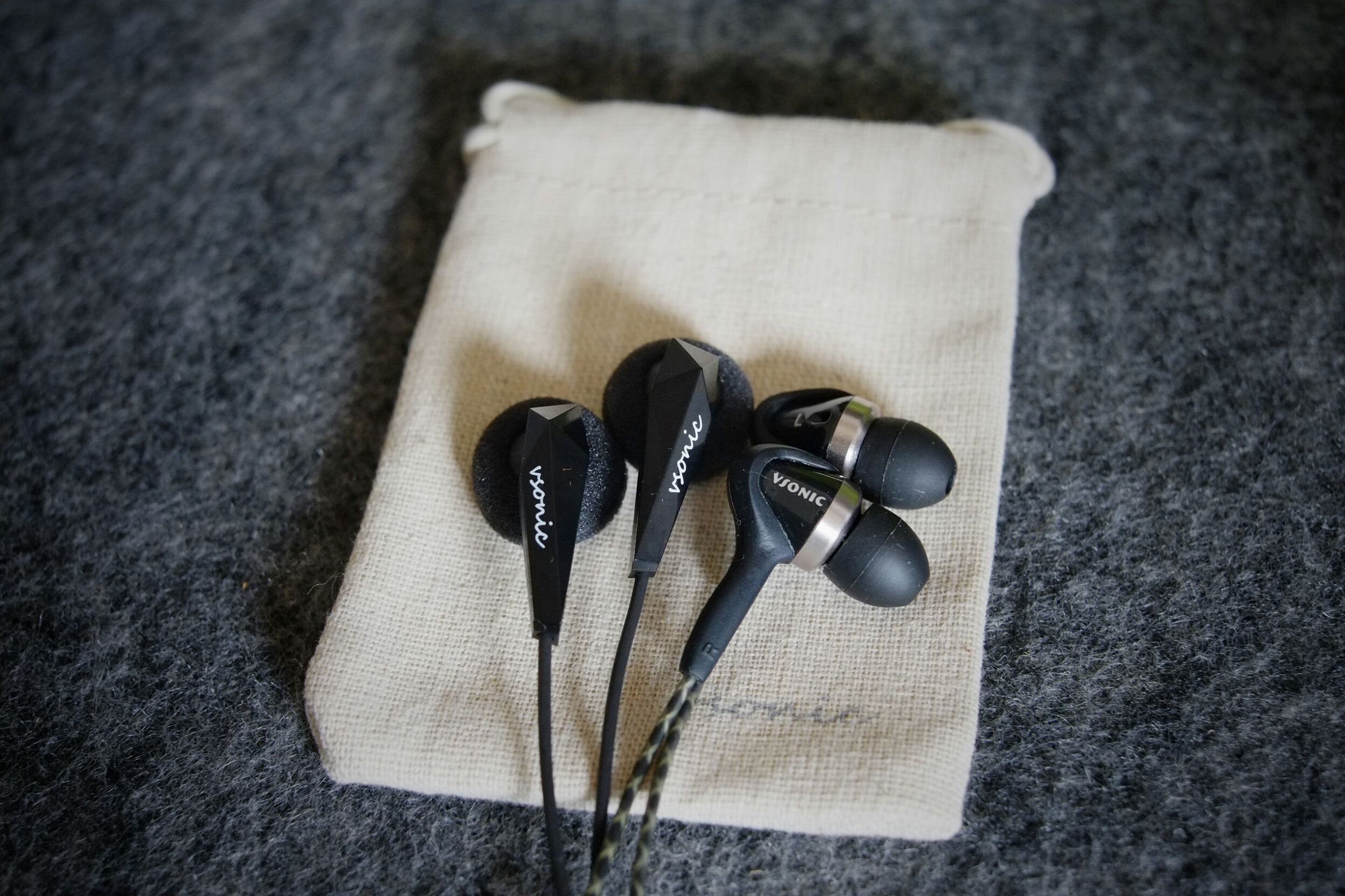 如此成人化的命名，想不到这条国产“睡眠耳机”实际是这样子的