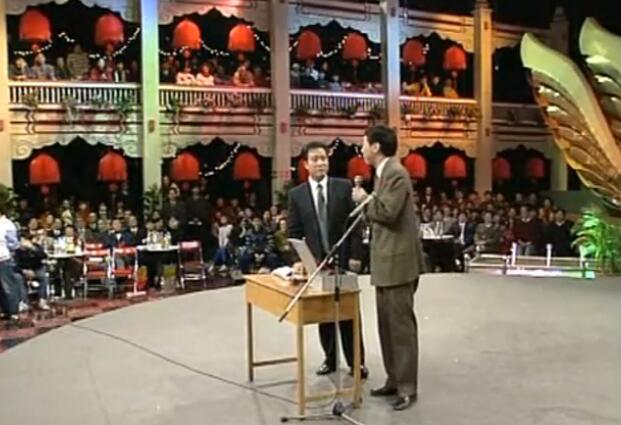 宋丹丹赵本山春晚调侃中国足球,赵本山小品调侃国足是哪一年