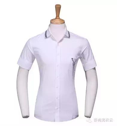 白色衣物染色还原剂,白色衣服被染色最靠谱的恢复方法