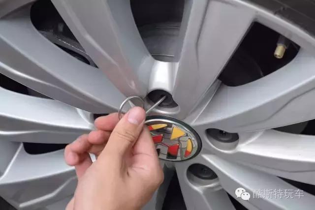 2018款速腾备胎更换教程,酷斯特玩车