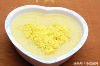 五个月宝宝一天吃几顿辅食,一岁五个月宝宝的辅食