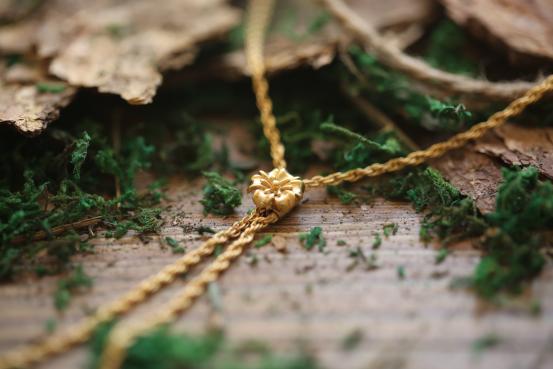 有哪些时尚首饰品牌,适合小众轻奢的首饰