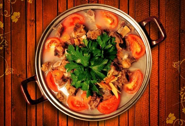 正宗四川排骨火锅,四川火锅秘制排骨图片