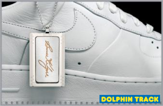 历代空军一号airforce,空军一号airforce1勒脚脖子吗