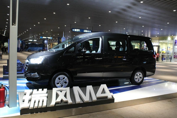 江淮瑞风MPV落地价,江淮瑞风9座m4商务车最新款