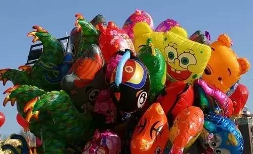 小孩子误吞珠子危害,小孩误吞塑料小珠子怎么办