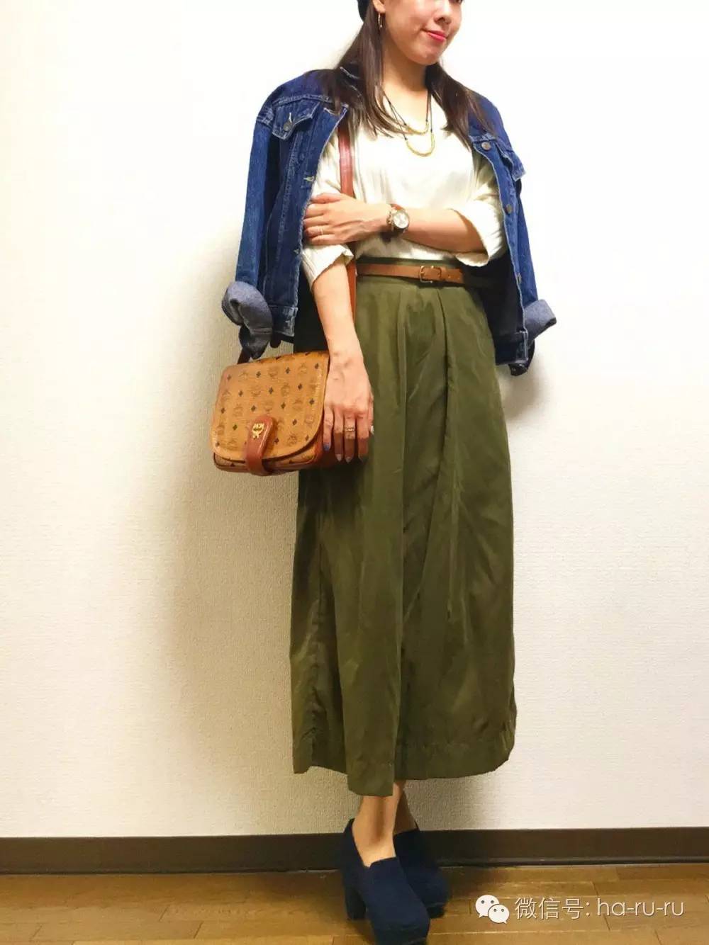 怎么看待mcm山寨包包,mcm包双肩搭什么颜色衣服