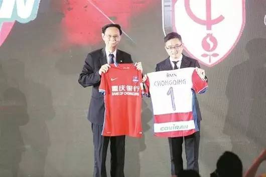 山城走出的“摩帮”大佬身价百亿的他梦想是读书