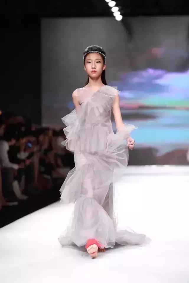 罗丁丁,罗丁丁遵义