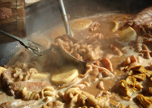 北京名小吃卤煮有哪些,北京小吃卤煮火烧的正宗做法