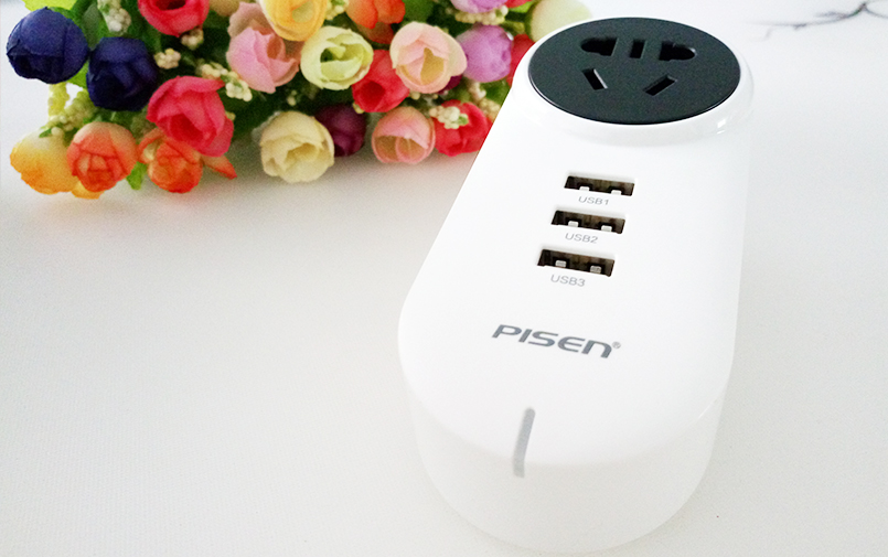 空间的合理使用也尤为重要,打造多功能空间