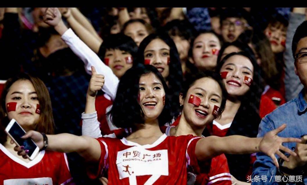 今夜不写诗，来聊聊足球吧