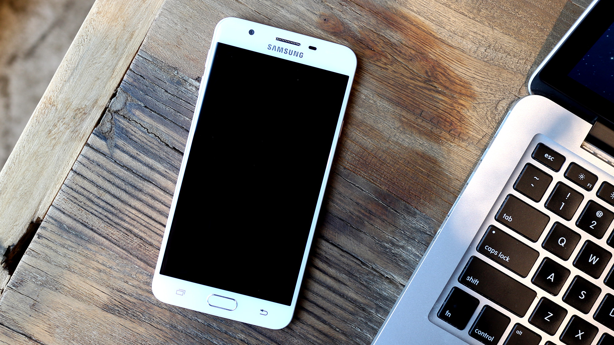 三星盖乐世on7几个颜色,三星盖乐世on72016开箱上手