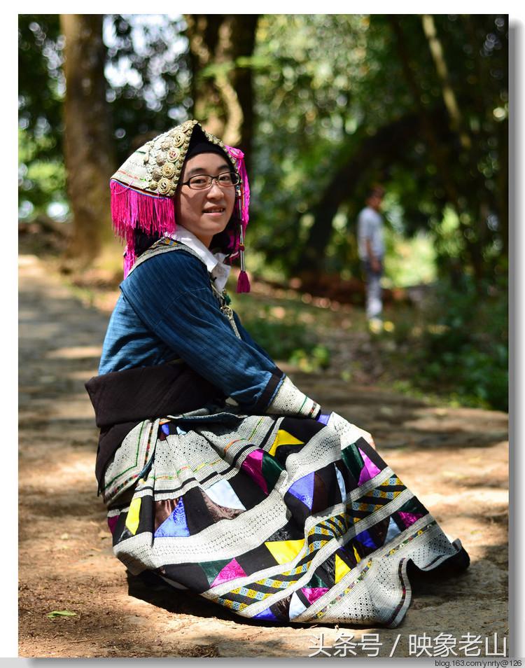云南有个神秘的民族,云南深山里的原始部落女人