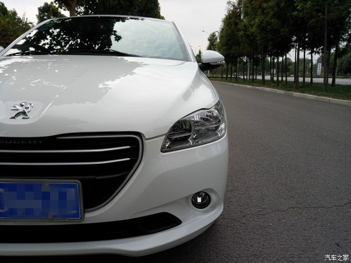 新款标致301幸福版,标致301旅行