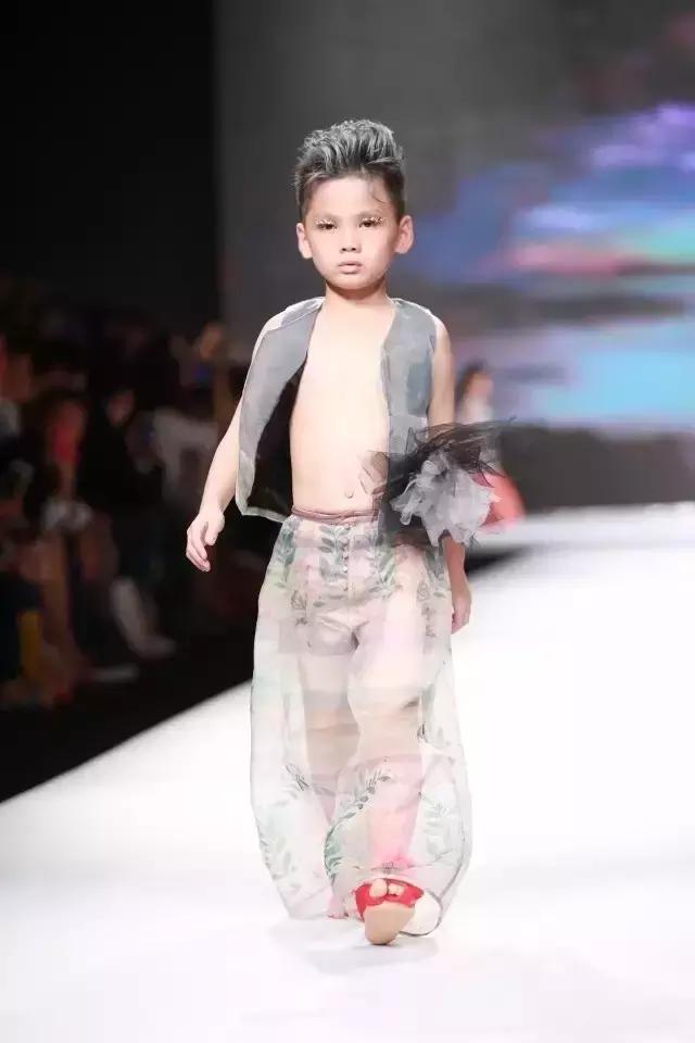 罗丁丁,罗丁丁遵义