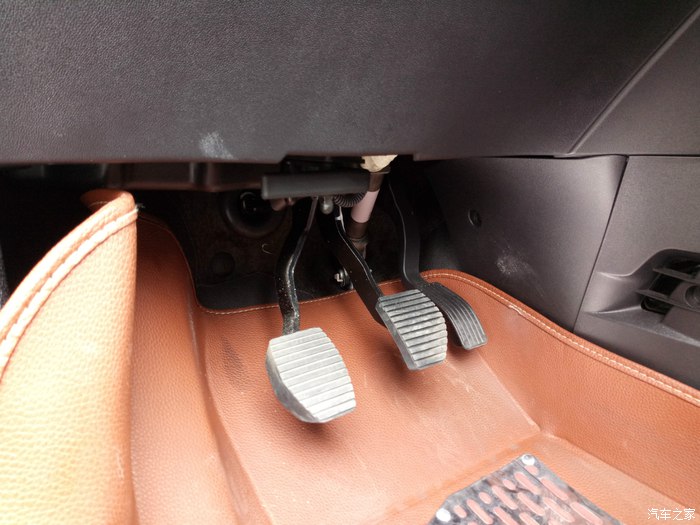 新款标致301幸福版,标致301旅行