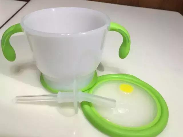 来看看9款学饮水杯哪个更合适你家宝宝？