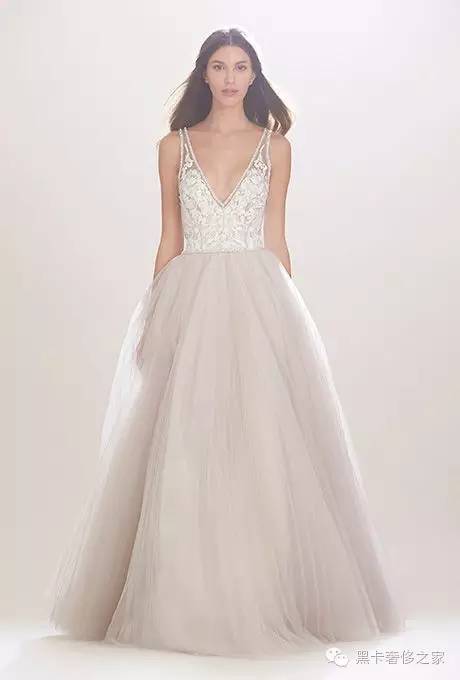 婚纱这么好看，你什么时候有空嫁给我？