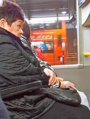 杩峰够楗眬浜嬩欢,杩峰够楗眬