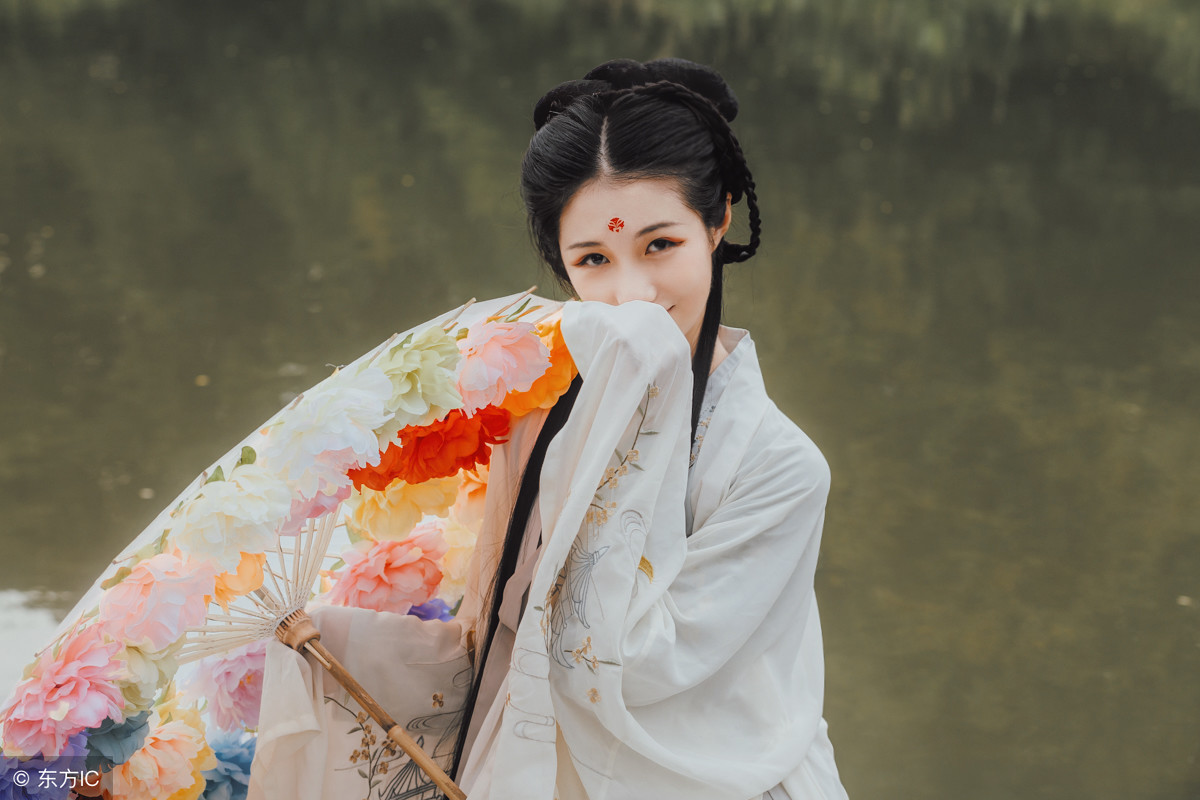 小说：小香醋喝一壶，小脾气撒一场，饮食男女，顺理成章，不扭捏