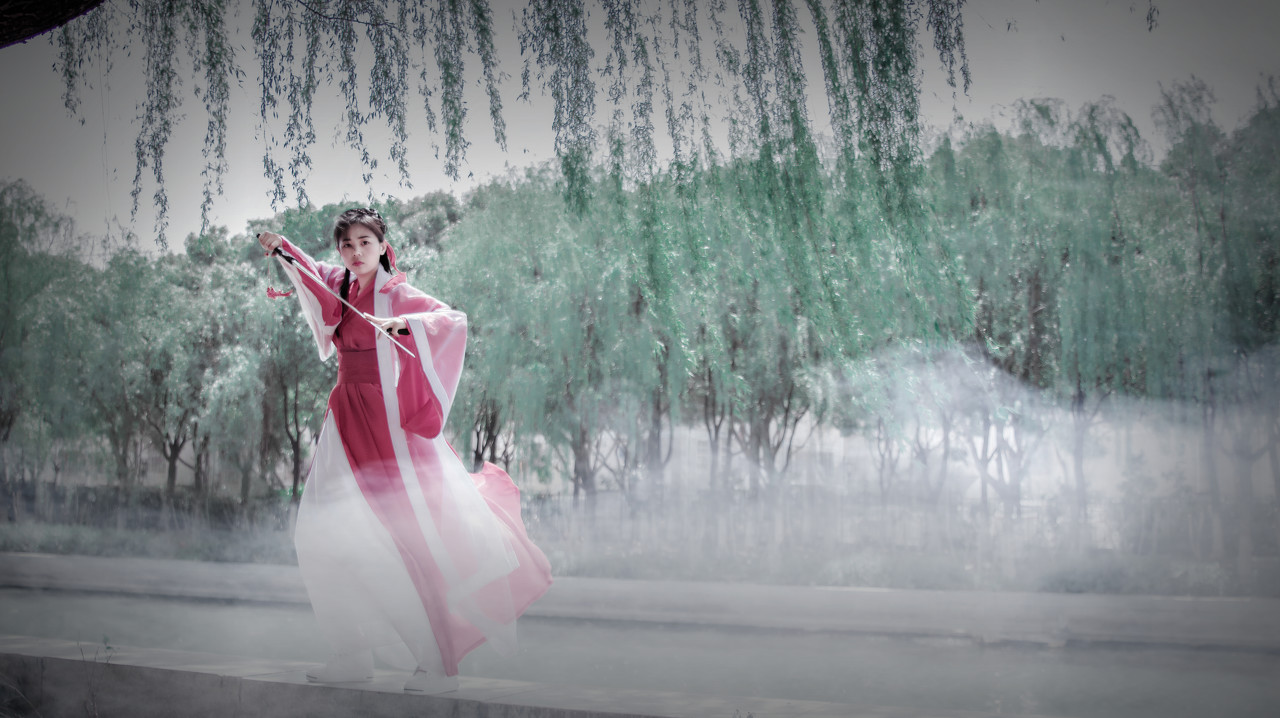 宅男转生异世变成女生的小说,宅男穿越异界变身绝世美人小说