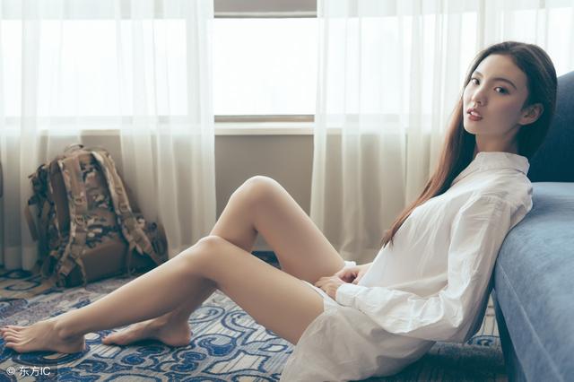 小说：她是他的念念不忘，他弄坏花洒，可怜兮兮找她借用洗澡间